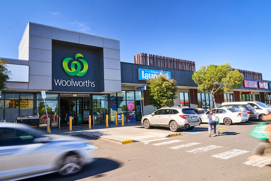 Neighbourhood shopping centre in Metropolitan Melbourne for sale