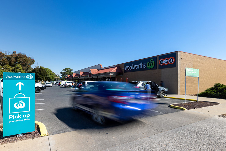 Strong-trading Woolworths supermarket in regional Victoria for sale