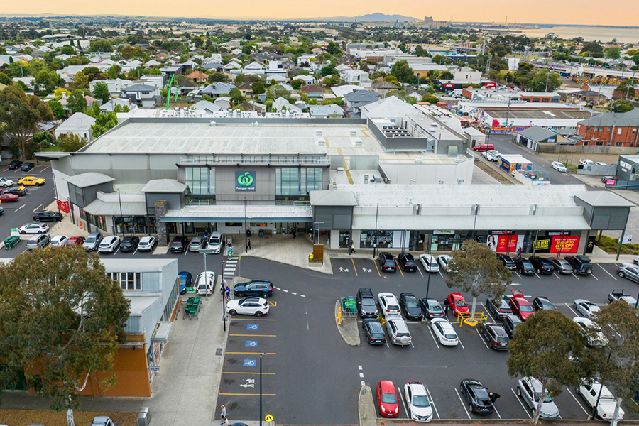 Sharp yield for Victorian Woolworths anchored neighbourhood shopping centre