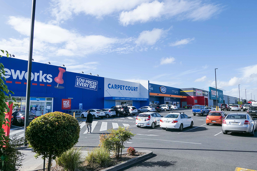 National buyer demand strengthens the Large Format Retail market